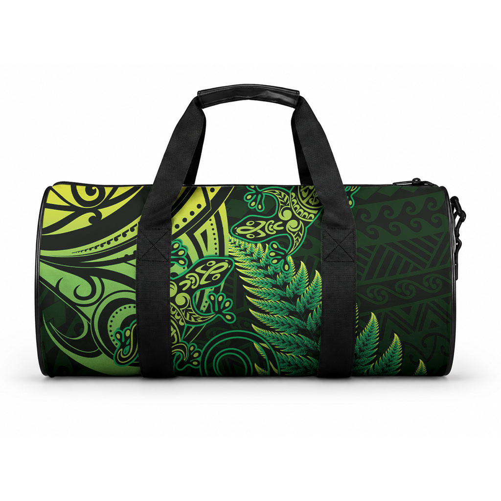 New Zealand Lizard Duffle Bag Silver Fern Aotearoa Maori Green Version