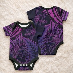 New Zealand Lizard Baby Onesie Silver Fern Aotearoa Maori Purple Version