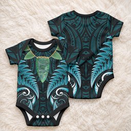 Aotearoa Pounamu Niho Baby Onesie Silver Fern Mix Maori Pattern - Turquoise