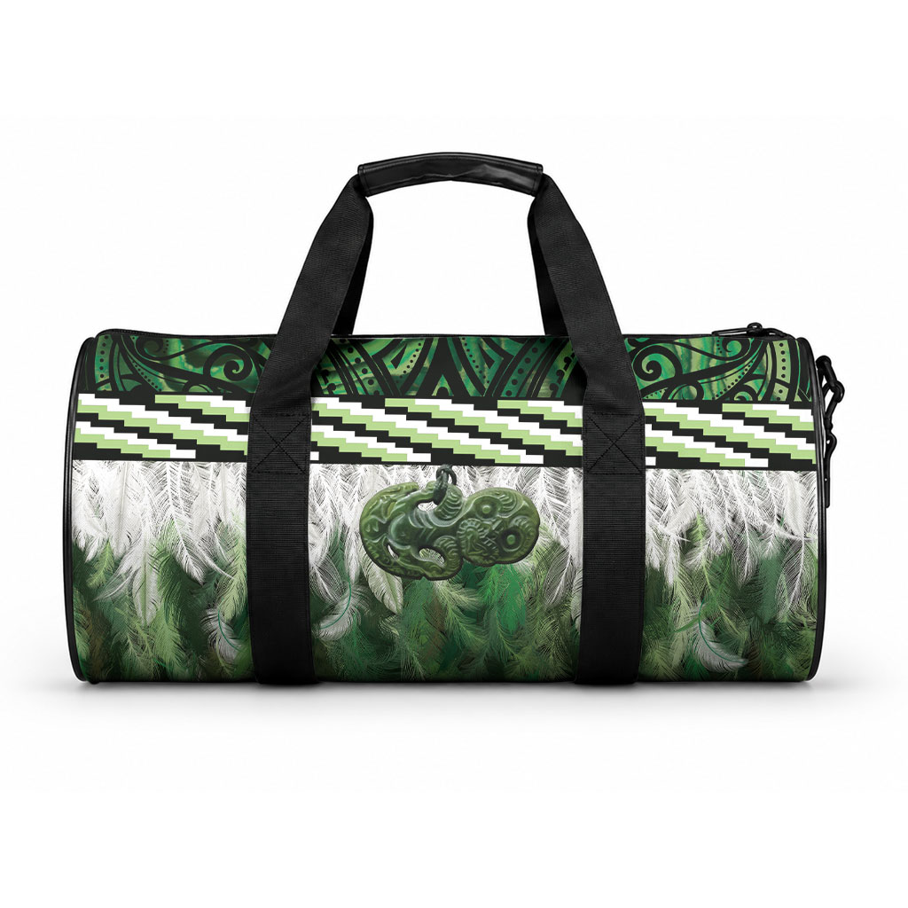 Green Traditional Cloak Aotearoa Duffle Bag Maori Paua Shell Korowai Pattern