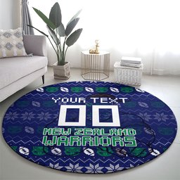 Personalized New Zealand Warriors Christmas Round Carpet Maori Rugby Fans - Pixelated Ugly Xmas Pattern Mascot Santa