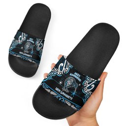 Ngati Kahungunu Aotearoa Meri Kirihimete Slide Sandals Maori Kiwi Bird Silver Fern Koru Pattern