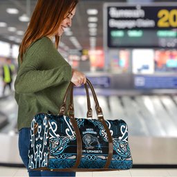 Ngati Kahungunu Aotearoa Meri Kirihimete Travel Bag Maori Kiwi Bird Silver Fern Koru Pattern