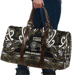 Waikato Tainui Aotearoa Meri Kirihimete Travel Bag Maori Kiwi Bird Silver Fern Koru Pattern