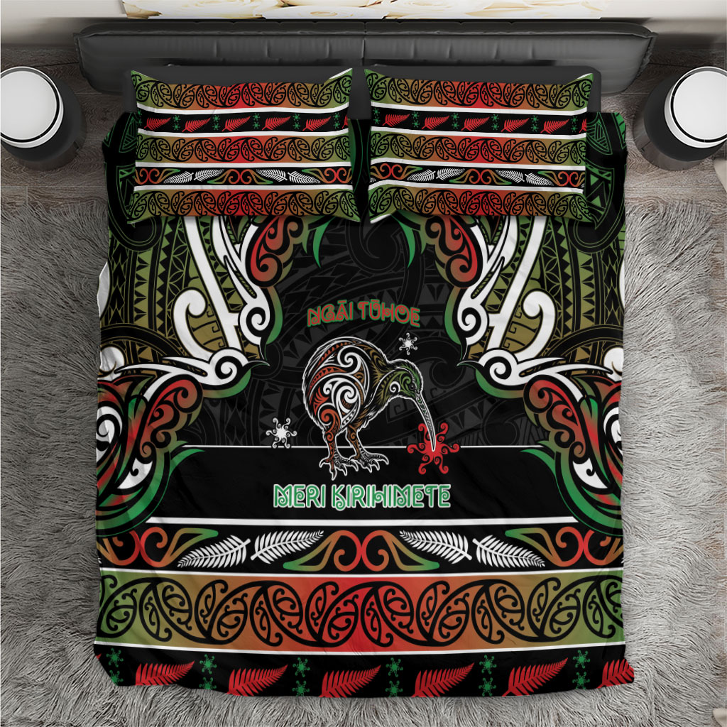 Ngai Tuhoe Aotearoa Meri Kirihimete Bedding Set Maori Kiwi Bird Silver Fern Koru Pattern