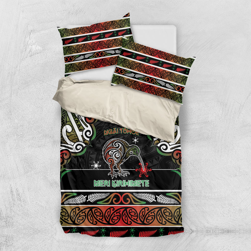 Ngai Tuhoe Aotearoa Meri Kirihimete Bedding Set Maori Kiwi Bird Silver Fern Koru Pattern