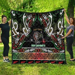 Ngai Tuhoe Aotearoa Meri Kirihimete Quilt Maori Kiwi Bird Silver Fern Koru Pattern