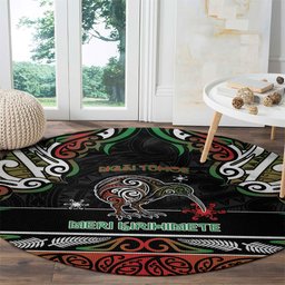 Ngai Tuhoe Aotearoa Meri Kirihimete Round Carpet Maori Kiwi Bird Silver Fern Koru Pattern