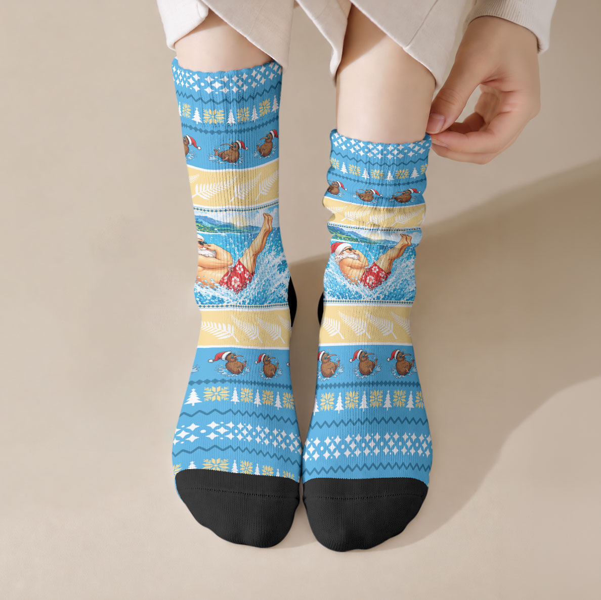 New Zealand Christmas Crew Socks Have A Kiwi Manu-Mas