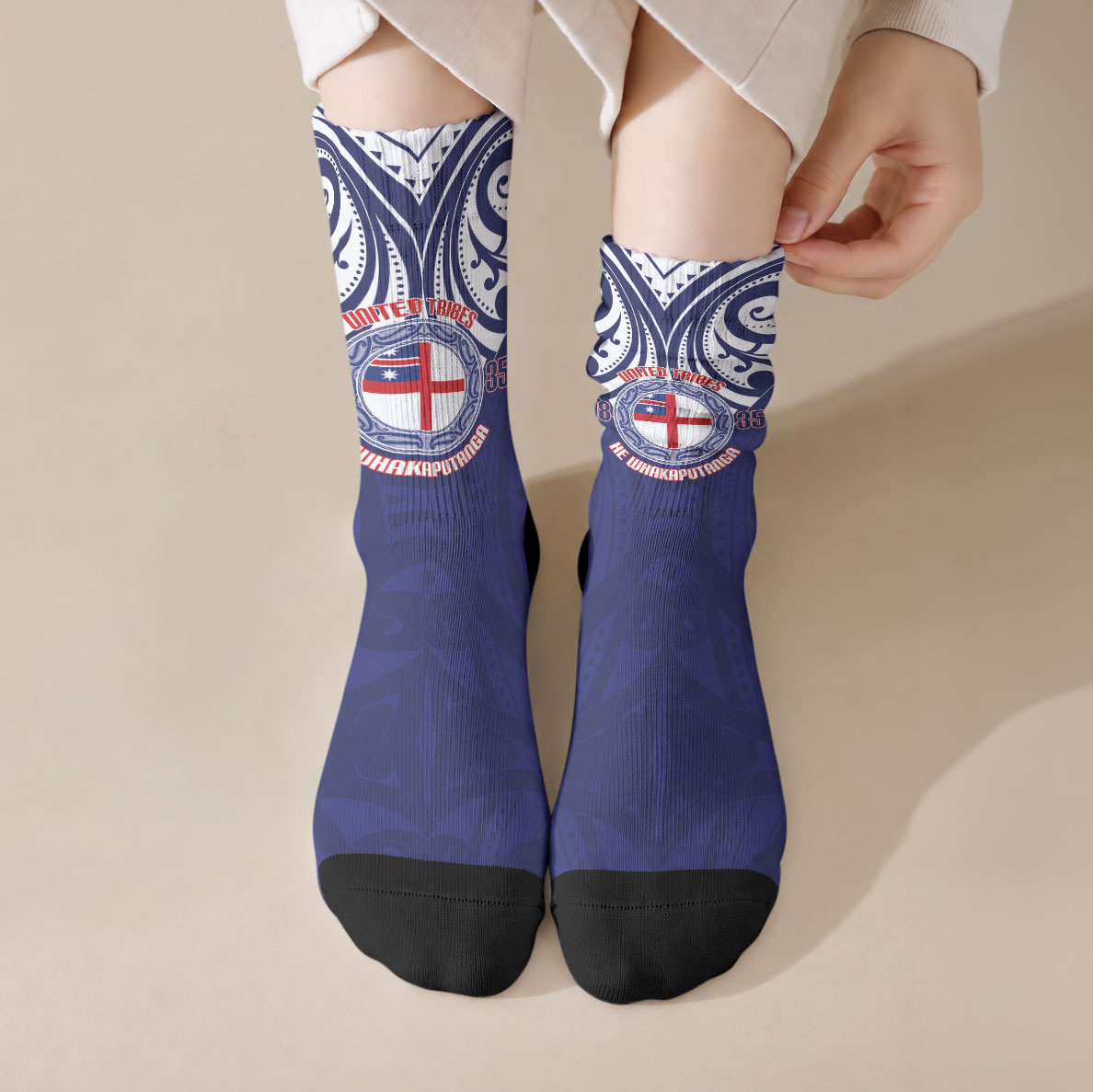 New Zealand United Tribes Te Kara Crew Socks He Whakaputanga Maori Pattern