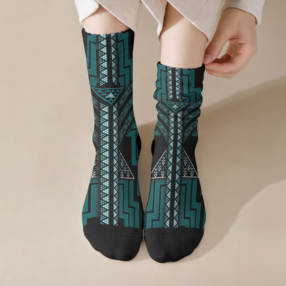 New Zealand Manta Ray Crew Socks Maori Tukutuku Taniko Motifs Teal
