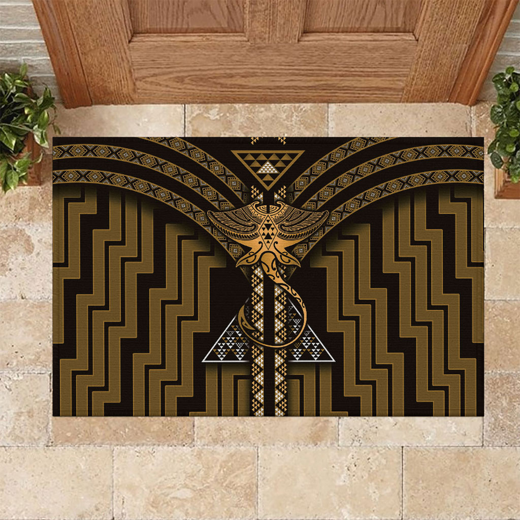 New Zealand Manta Ray Rubber Doormat Maori Tukutuku Taniko Motifs Gold