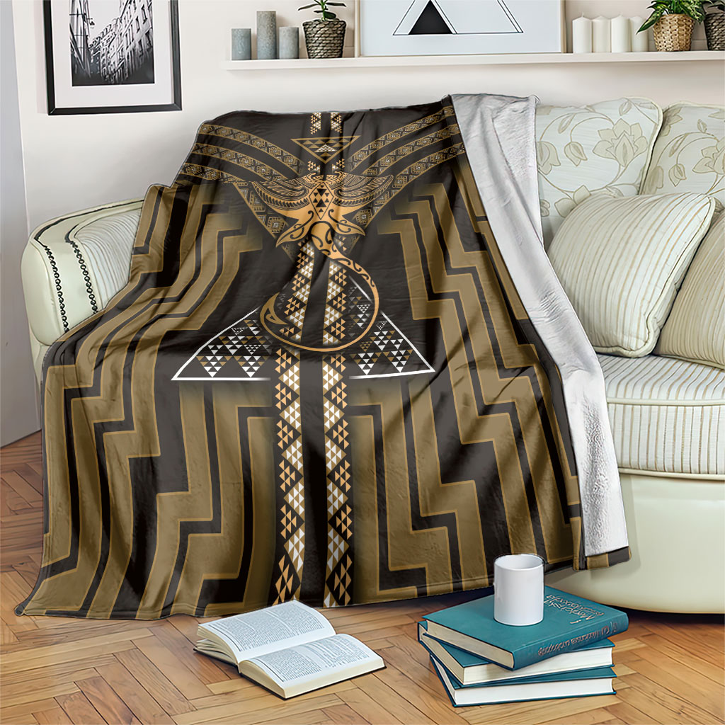 New Zealand Manta Ray Blanket Maori Tukutuku Taniko Motifs Gold