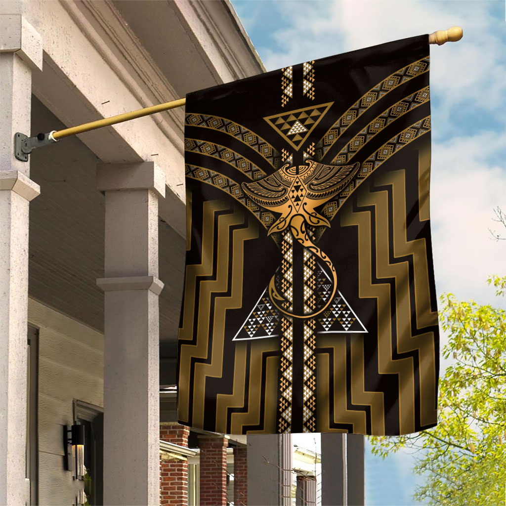 New Zealand Manta Ray Garden Flag Maori Tukutuku Taniko Motifs Gold