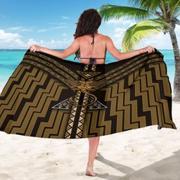 New Zealand Manta Ray Sarong Maori Tukutuku Taniko Motifs Gold