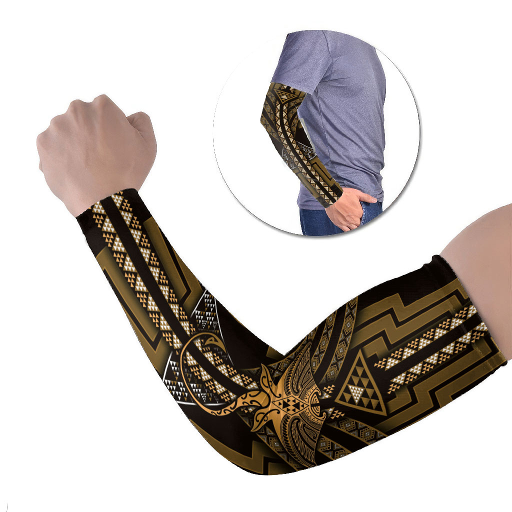 New Zealand Manta Ray Arm Sleeves Maori Tukutuku Taniko Motifs Gold