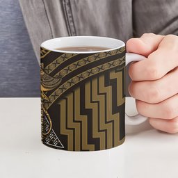 New Zealand Manta Ray Ceramic Mug Maori Tukutuku Taniko Motifs Gold