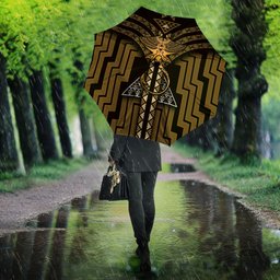 New Zealand Manta Ray Umbrella Maori Tukutuku Taniko Motifs Gold