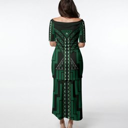 New Zealand Manta Ray Puletasi Maori Tukutuku Taniko Motifs Green