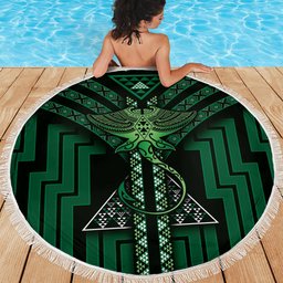 New Zealand Manta Ray Beach Blanket Maori Tukutuku Taniko Motifs Green