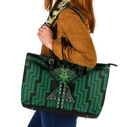 New Zealand Manta Ray Leather Tote Bag Maori Tukutuku Taniko Motifs Green