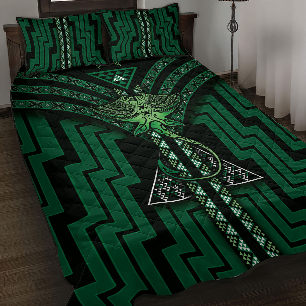 New Zealand Manta Ray Quilt Bed Set Maori Tukutuku Taniko Motifs Green