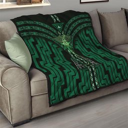 New Zealand Manta Ray Quilt Maori Tukutuku Taniko Motifs Green