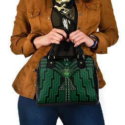 New Zealand Manta Ray Shoulder Handbag Maori Tukutuku Taniko Motifs Green