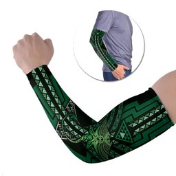 New Zealand Manta Ray Arm Sleeves Maori Tukutuku Taniko Motifs Green