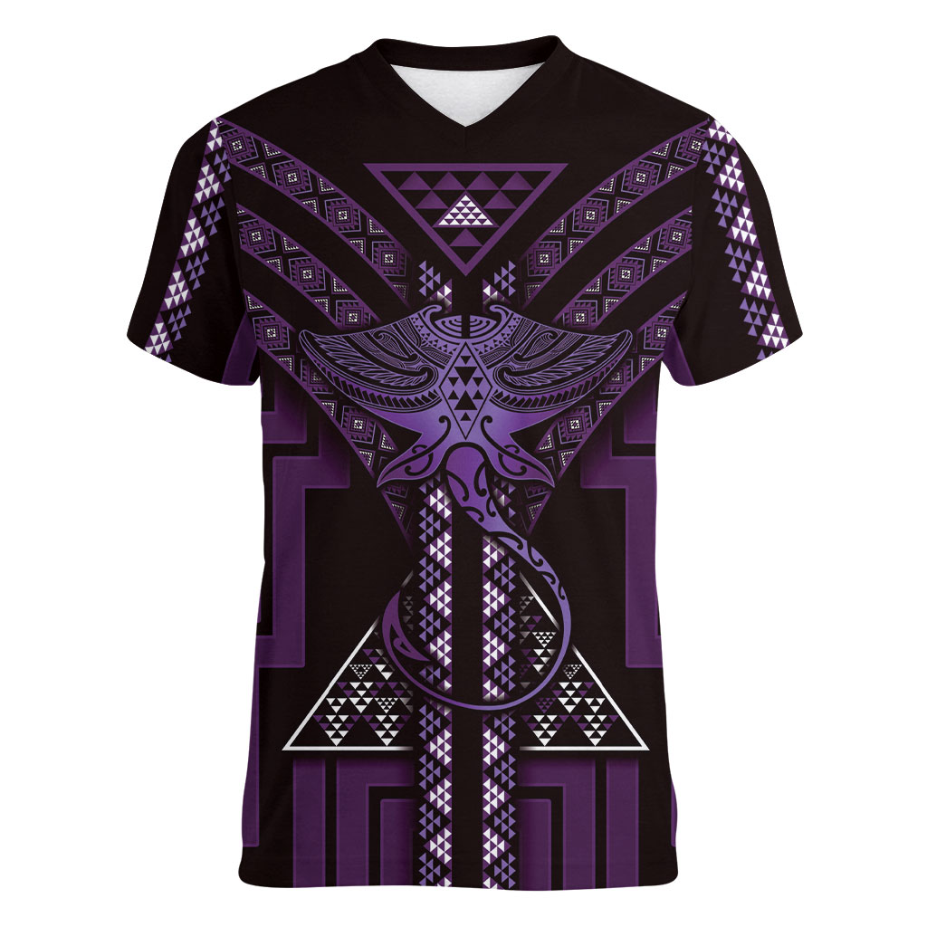 New Zealand Manta Ray Women V-Neck T-Shirt Maori Tukutuku Taniko Motifs Purple