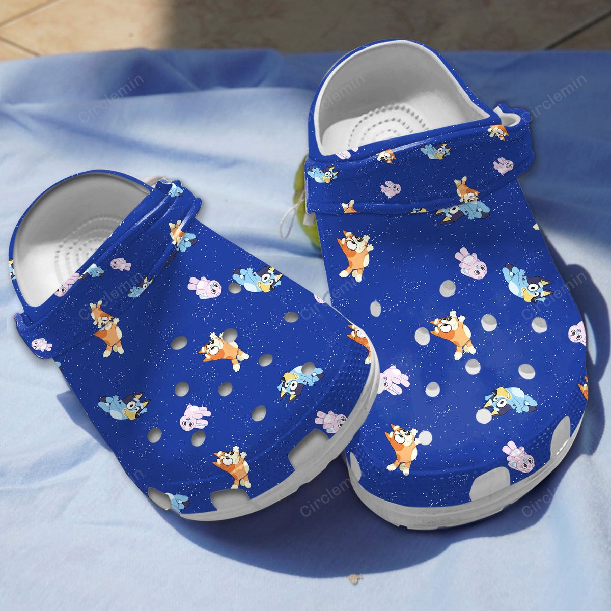Bluey And Bingo Fly In Night Sky Ocean Blue Crocs Classic Clogs Shoes ...