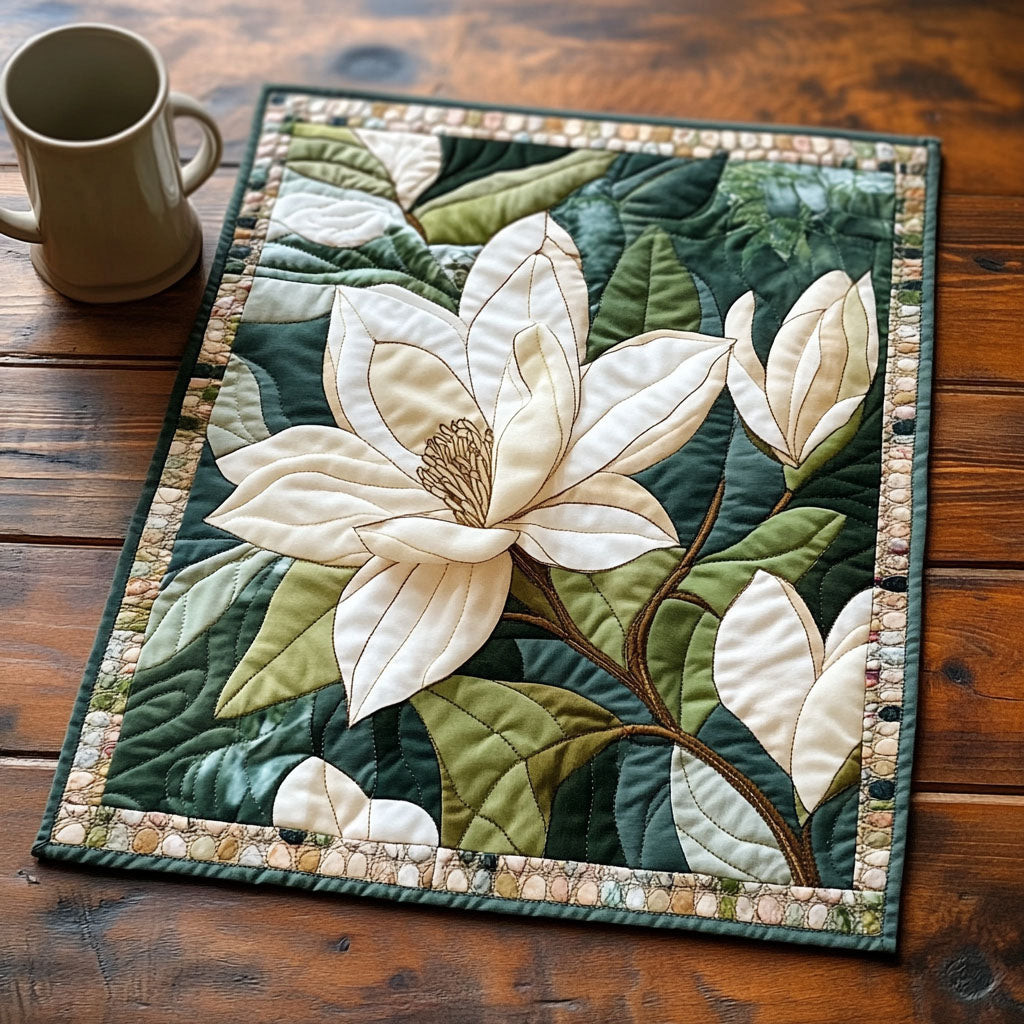 Evergreen Magnolia Quilted Placemat NCU0NT4203