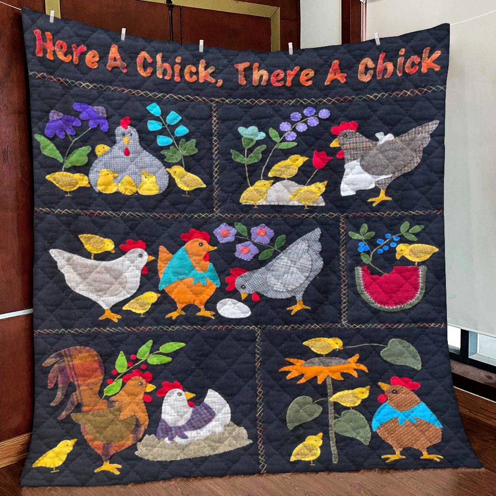 Here A Chick HM141008D Quilt Blanket