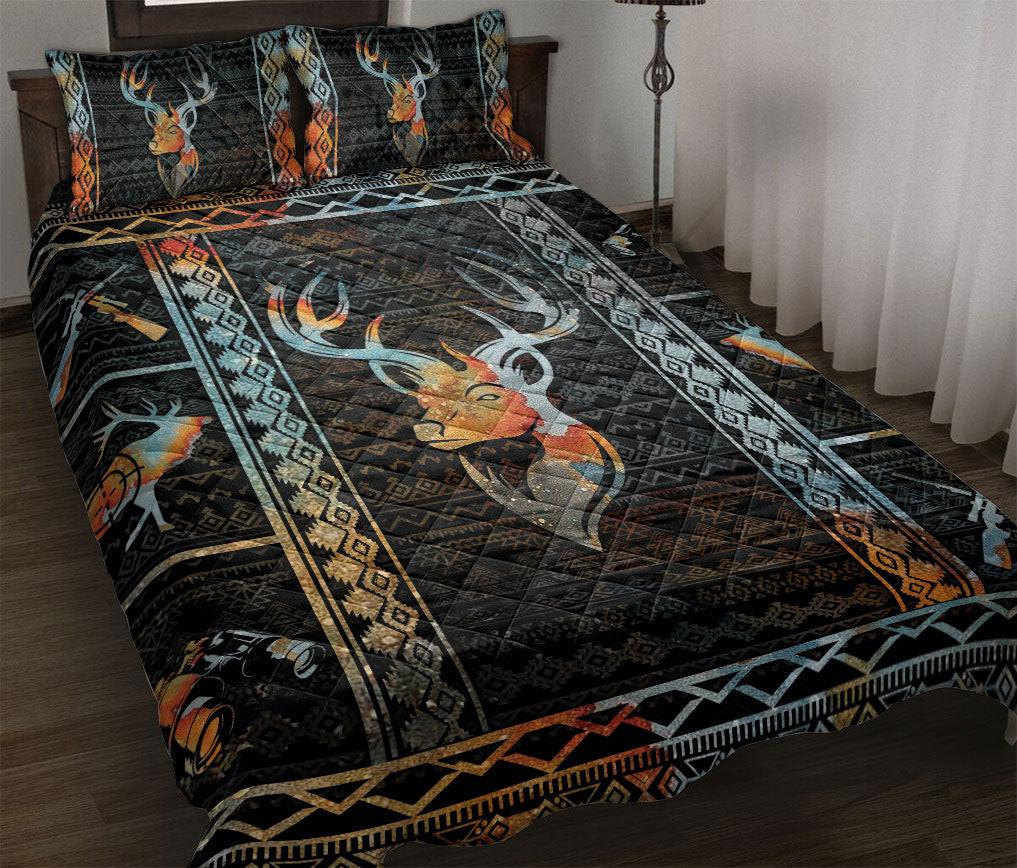 Hunting Quilt Bedding Set, Patchwork Buck Deer Hunting Hunter Black Quilt Blanket With Pillowcases, Duvet Cover Set