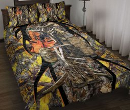 Hunting Quilt Bedding Set, Deer Hunting Yellow Quilt Blanket With Pillowcases, Duvet Cover Set