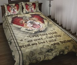 Bulldog Quilt Bedding Set, English Bulldog They Steal My Heart Floral Beige Dog Quilt Blanket With Pillowcases, Duvet Cover Set