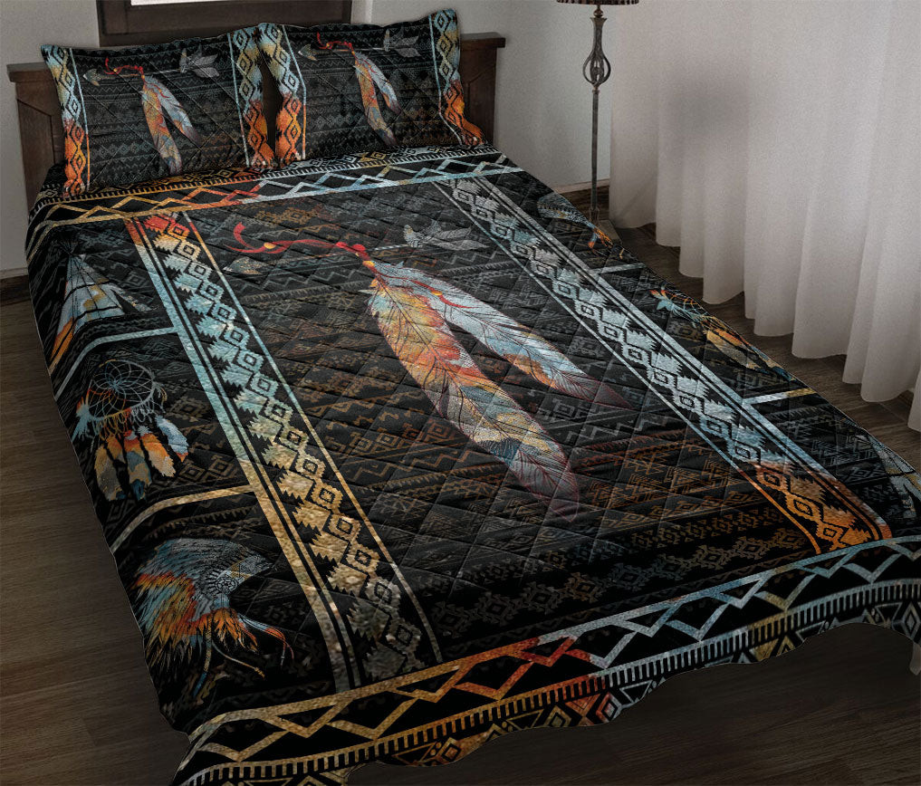 Native American Quilt Bedding Set, American Native Indigeno Us Feather Black Quilt Blanket With Pillowcases, Duvet Cover Set
