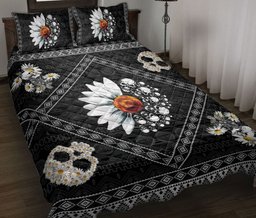 Skull Quilt Bedding Set, Skull, White Daisy Quilt Blanket With Pillowcases, Duvet Cover Set