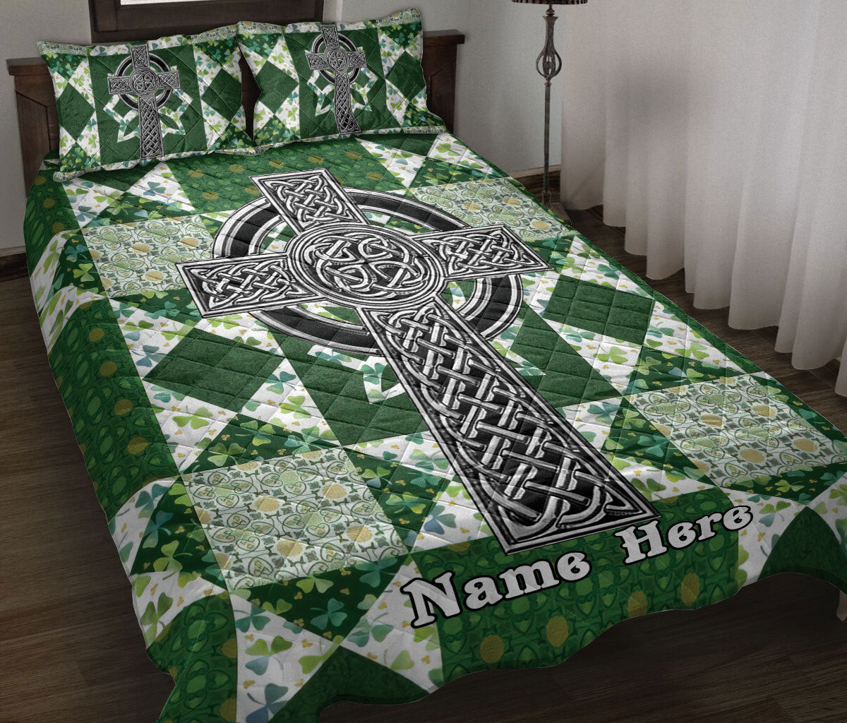 Personalized Irish Quilt Bedding Set, Irish Celtic Knot Shamrock Green & White Patchwork Quilt Blanket With Pillowcases, Duvet Cover Set