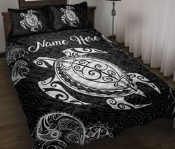 Personalized Turtle Quilt Bedding Set, Sea Turtle Flower Floral Polynesia Black Quilt Blanket With Pillowcases, Custom Name Duvet Cover Set
