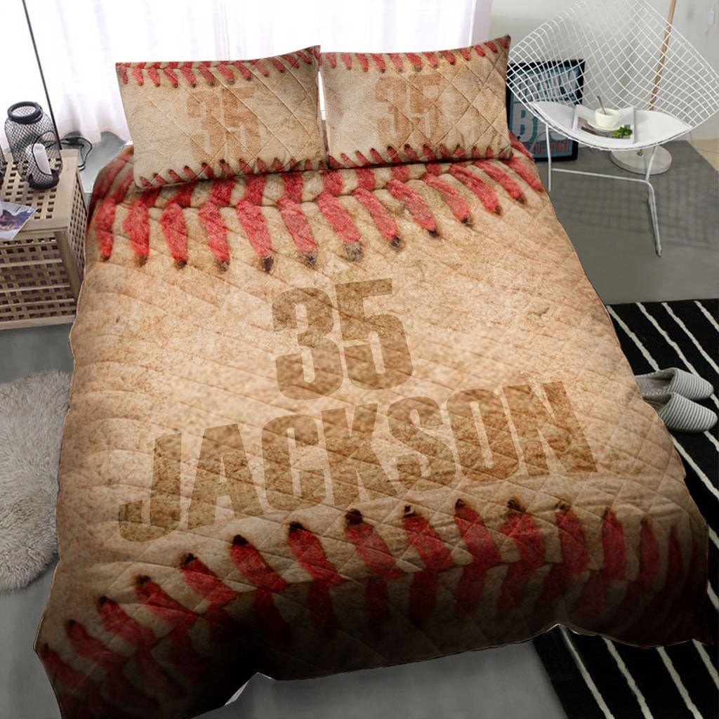Personalized Baseball Quilt Bedding Set, Baseball Texture Quilt Blanket With Pillowcases, Custom Name and Number Duvet Cover Set, Sports Gifts