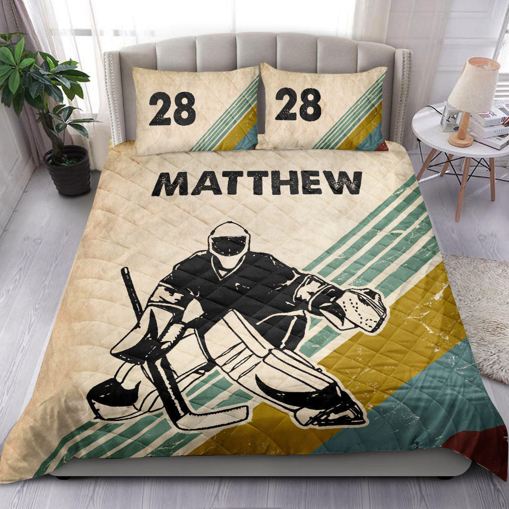 Personalized Hockey Quilt Bedding Set, Hockey Boy Retro Quilt Blanket With Pillowcases, Custom Name and Number Duvet Cover Set