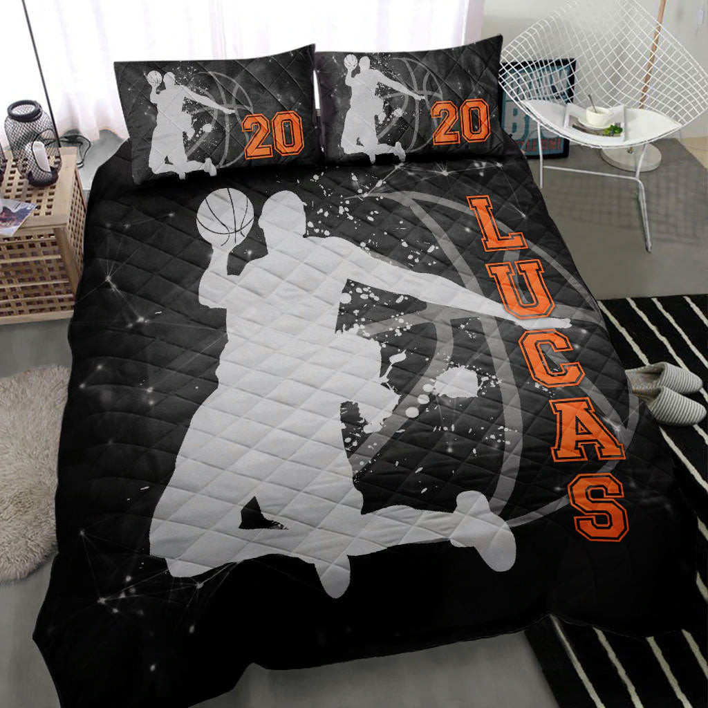 Personalized Basketball Quilt Bedding Set, Basketball Player Posing Black Quilt Blanket With Pillowcases, Custom Name and Number Duvet Cover Set