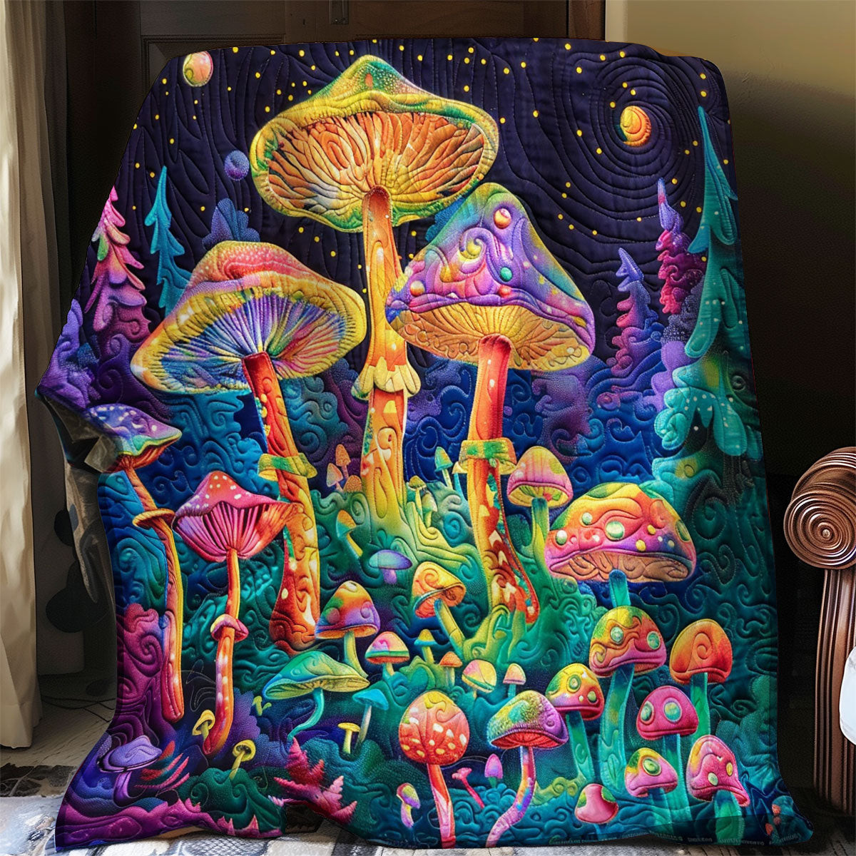 Mushrooms Under The Moonlight WO2008047CL Quilt