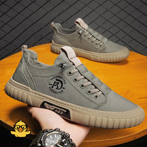 Trending Lightweight Casual Men Slip on Shoes