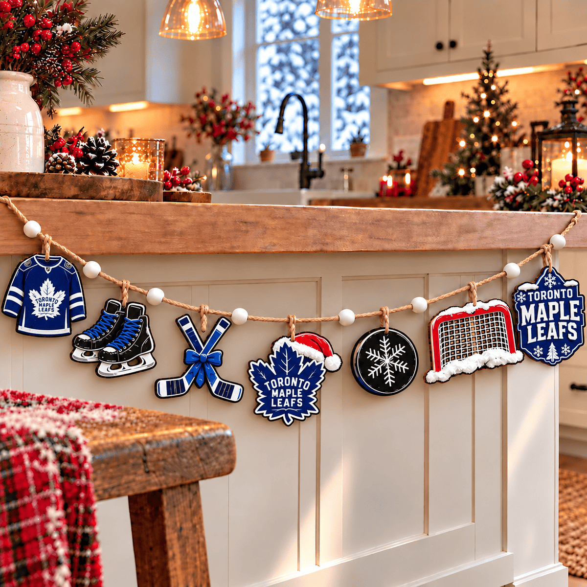 Toronto Maple Leafs NHL Team Christmas Wooden Garland – Hockey Holiday Hanging Decorations