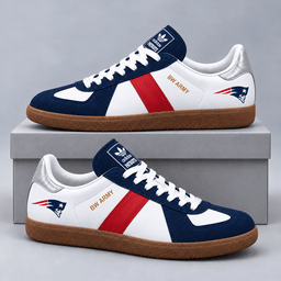 New England Patriots | Premium NFL BW ARMY Retro Low Top Gum Sole Casual Sneakers NDN cover