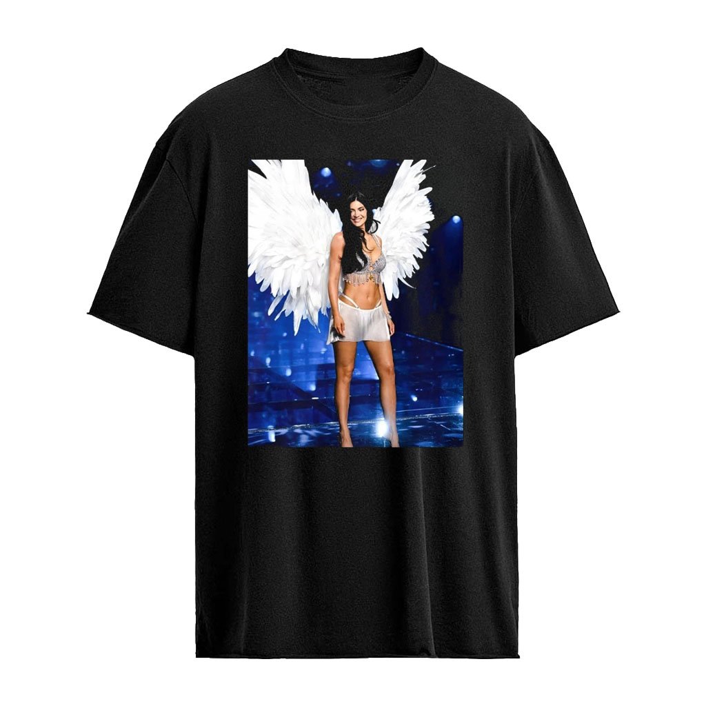 Kylie Jenner Angel Catwalk At Victoria Secret Fashion Show 2026 On October 18 2026 Los Angeles Dia