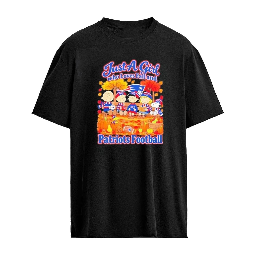 New England Patriots X Peanuts Merry Christmas Just A Girl Who Loves Fall And Football Graphic T-shirt