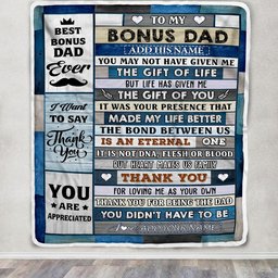 Personalized To My Bonus Dad Gifts Blanket From Daughter Son Wood Thank You Step Up Dad Stepdad Birthday Gifts Fathers Day Christmas Customized Fleece Blanket